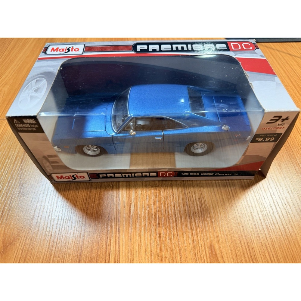 Maisto Premiere DC 1:25 1969 Dodge Charger R/T Blue Diecast Model Car Open Box